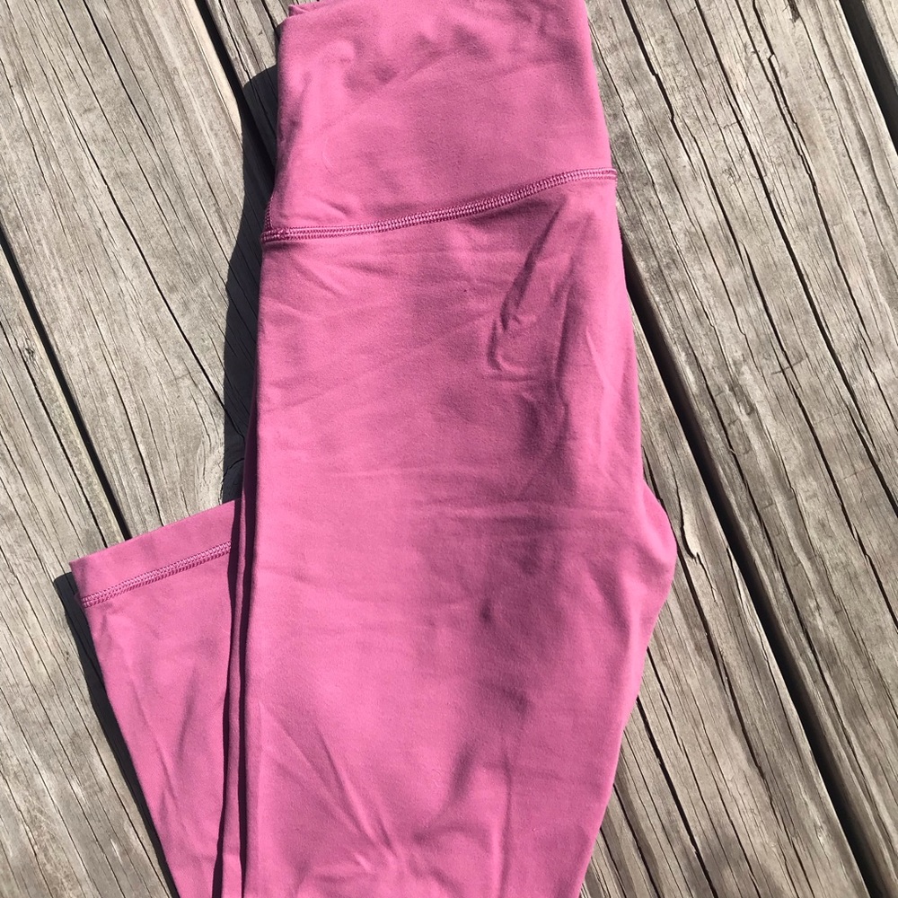 💘 LULULEMON 💘 full length pink leggings